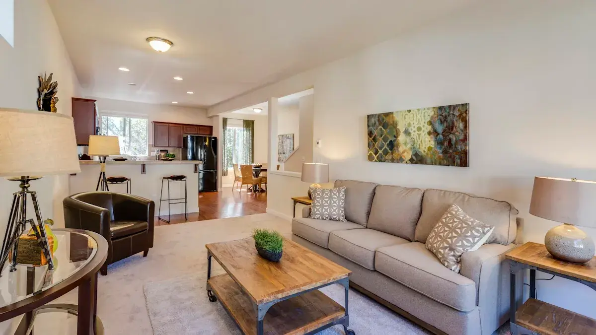 Residential district near neighborhood retail areas where food prices vary